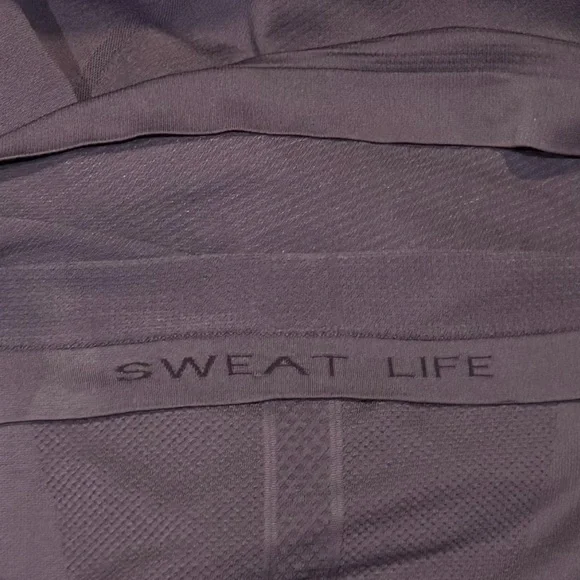 Lululemon Swiftly Tech Long Sleeve Crew - Picture 9 of 10